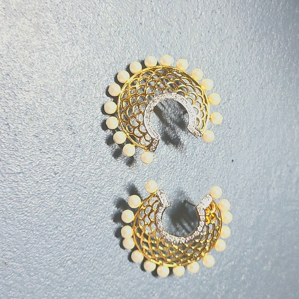 Pearl earrings